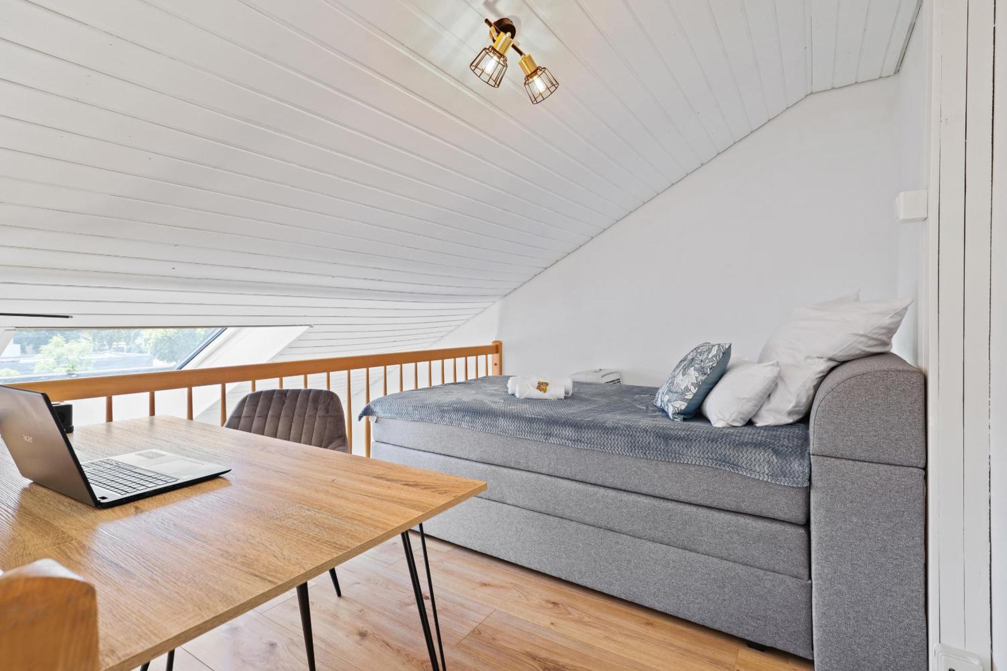 Apart21 - Blue - Maisonette - Netflix - Parking - Near Audi Ingolstadt Exterior photo